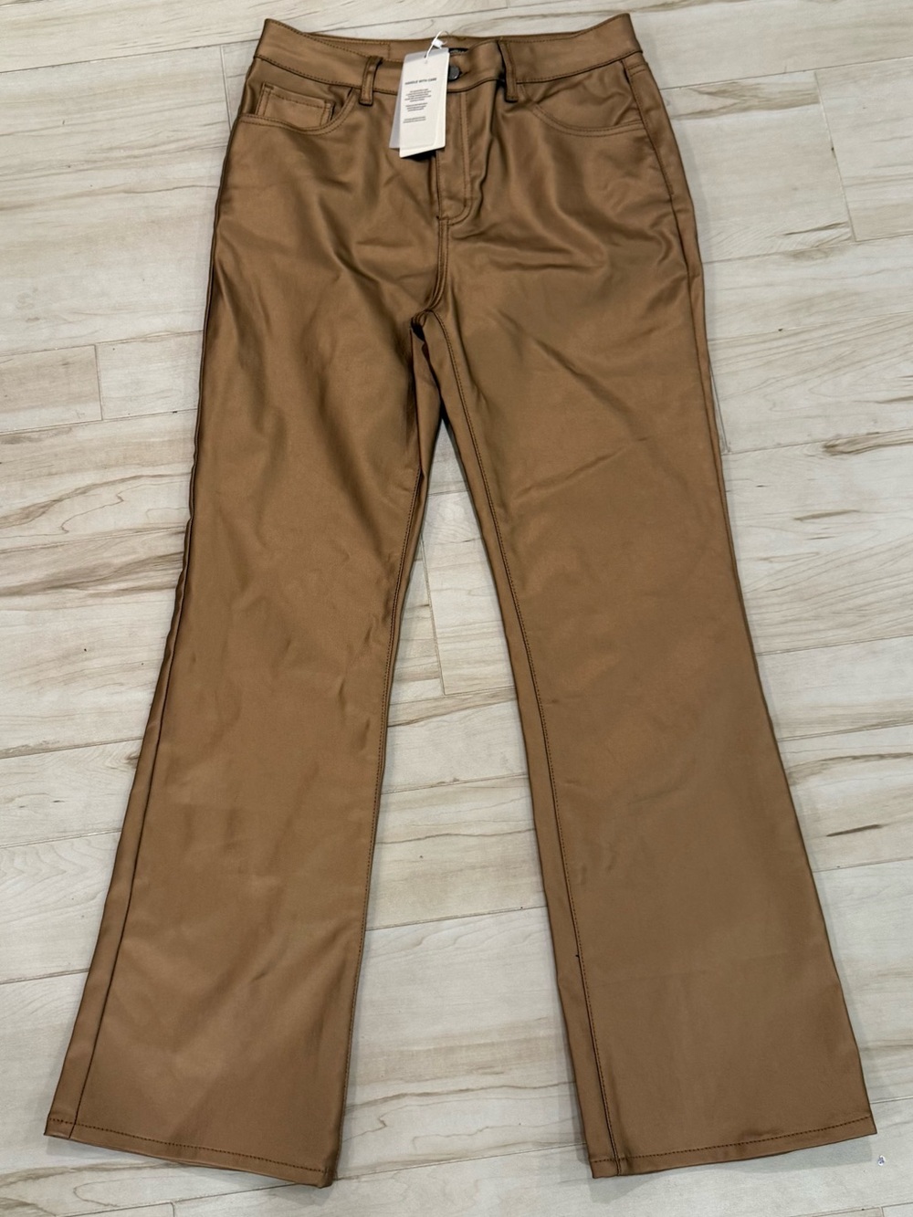 NWT Noli Aria Gold Metallic Coated Flare Jeans Size 31 High Rise